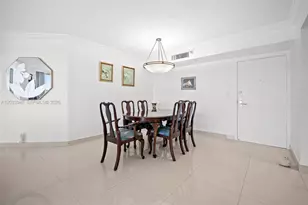 19101 NE 36th Ct, Aventura, FL 33180 - Photo 3