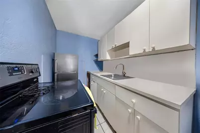 [Address not provided], Miami, FL 33135 - Photo 15