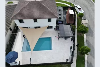175 NE 26th Ave, Homestead, FL 33033 - Photo 9