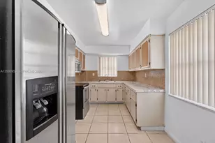 1540 NE 191st St, Miami, FL 33179 - Photo 11