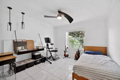 685 SW 198th Ter, Pembroke Pines, FL 33029 - Photo 19