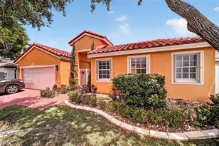 685 SW 198th Terrace, Pembroke Pines, FL 33029 - Photo 1