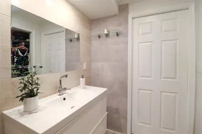 7797 Golf Circle Drive #208J, Margate, FL 33063 - Photo 7