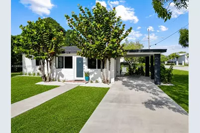 1044 NE 4th Ave, Homestead, FL 33030 - Photo 1