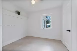 1044 NE 4th Ave, Homestead, FL 33030 - Photo 21