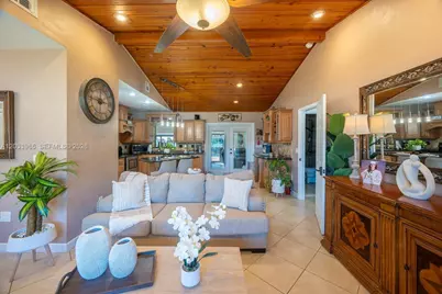 1760 NW 12th Ave, Homestead, FL 33030 - Photo 7