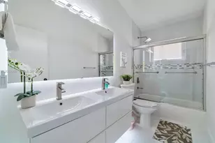 22618 Vistawood Way, Boca Raton, FL 33428 - Photo 17
