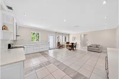 8250 SW 118th Ter, Miami, FL 33156 - Photo 13