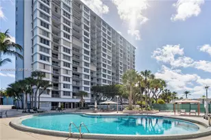 1865 79th Street Causeway, Miami Beach, FL 33141 - Photo 19
