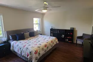 320 SW 99th Ave, Pembroke Pines, FL 33025 - Photo 13