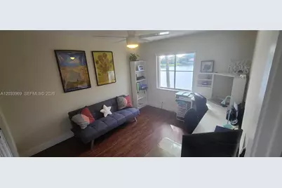320 SW 99th Ave, Pembroke Pines, FL 33025 - Photo 15