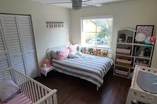 320 SW 99th Ave, Pembroke Pines, FL 33025 - Photo 11