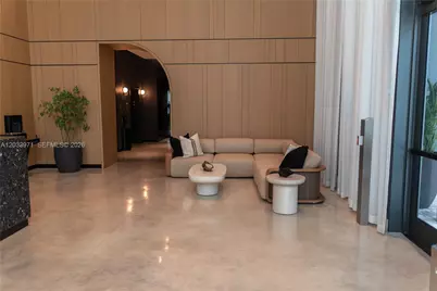 121 NE 5th St #3002, Miami, FL 33132 - Photo 9