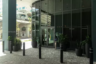121 NE 5th St #3002, Miami, FL 33132 - Photo 29