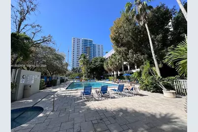 850 N Miami Ave #W-2108, Miami, FL 33136 - Photo 11