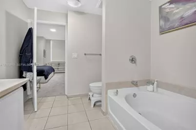 3340 NE 190th St #402, Aventura, FL 33180 - Photo 31