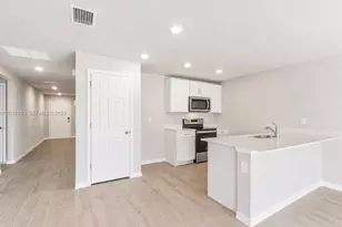 8030 Olive Cir, Labelle, FL 33935 - Photo 5
