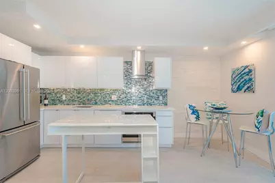 2301 Collins Ave #941, Miami Beach, FL 33139 - Photo 11