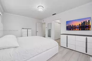 9780 SW 19th St, Miami, FL 33165 - Photo 13