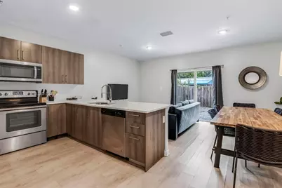 171 NW 158th St #10, Miami, FL 33169 - Photo 7