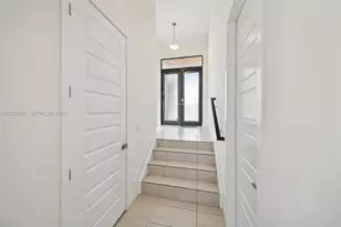 7635 NW 103rd Pl, Doral, FL 33178 - Photo 11