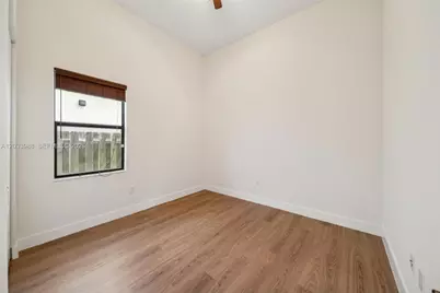7635 NW 103rd Pl, Doral, FL 33178 - Photo 41
