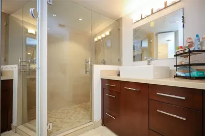 7135 Collins Ave #735, Miami Beach, FL 33141 - Photo 21