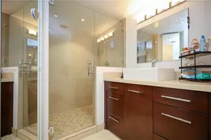 7135 Collins Ave, Miami Beach, FL 33141 - Photo 21