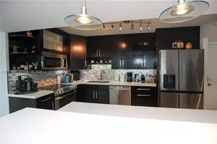 7135 Collins Ave, Miami Beach, FL 33141 - Photo 45