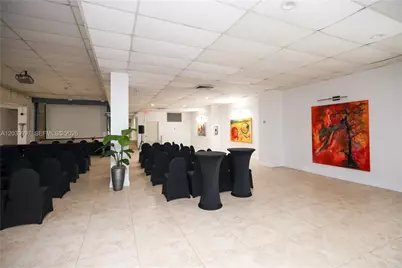 7135 Collins Ave #735, Miami Beach, FL 33141 - Photo 59