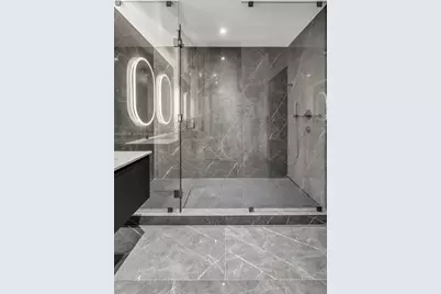 20 NE 11th St #5102, Miami, FL 33132 - Photo 23