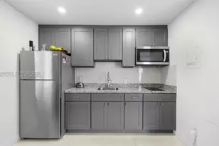 6010 NW 38th St, Virginia Gardens, FL 33166 - Photo 5