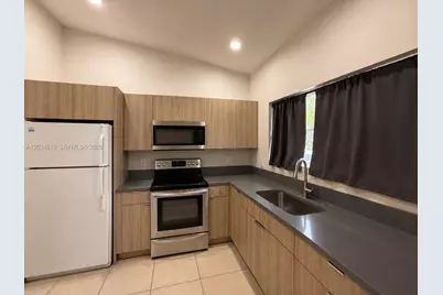 3874 SW 48th Ave #3874, Hollywood, FL 33023 - Photo 3