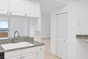 888 Brickell Key Dr, Miami, FL 33131 - Photo 21