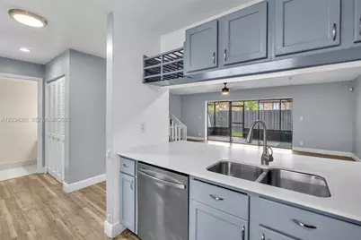 4430 NW 92nd Way, Sunrise, FL 33351 - Photo 7