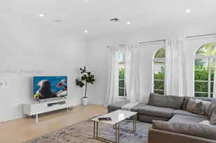 1223 Jackson St, Hollywood, FL 33019 - Photo 9