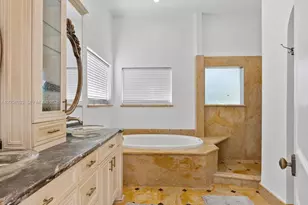 1223 Jackson St, Hollywood, FL 33019 - Photo 23
