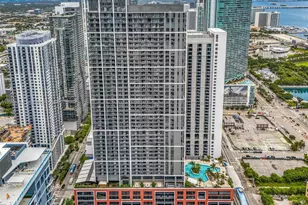 601 NE 1st Ave, Miami, FL 33132 - Photo 3