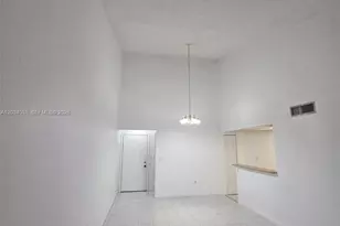 9429 Fontainebleau Blvd, Miami, FL 33172 - Photo 3