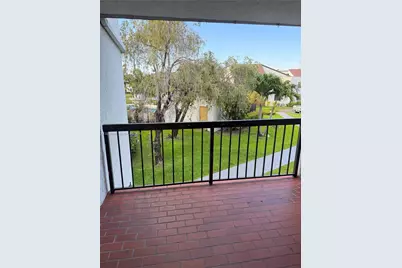 9429 Fontainebleau Blvd #207-33, Miami, FL 33172 - Photo 5
