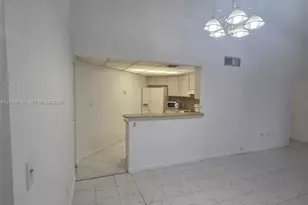 9429 Fontainebleau Blvd, Miami, FL 33172 - Photo 23