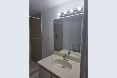 9429 Fontainebleau Blvd #207-33, Miami, FL 33172 - Photo 11