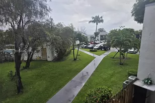 9429 Fontainebleau Blvd, Miami, FL 33172 - Photo 7