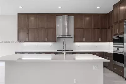 9523 Royal Woods Mnr, Boca Raton, FL 33434 - Photo 7