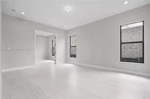 9523 Royal Woods Manor, Boca Raton, FL 33434 - Photo 15