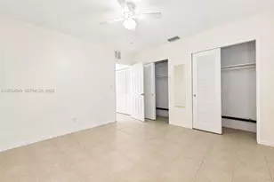 3217 NE 7th Pl, Pompano Beach, FL 33062 - Photo 11