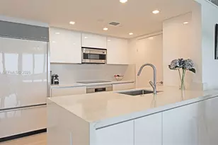 17201 Collins Ave, Sunny Isles Beach, FL 33160 - Photo 9