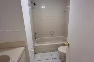 9917 W Okeechobee Rd, Hialeah Gardens, FL 33016 - Photo 7