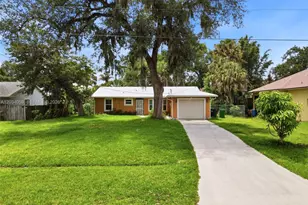 2350 SW Vardon St, Port Saint Lucie, FL 34953 - Photo 3