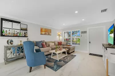 1000 N 17th Ave, Hollywood, FL 33020 - Photo 13